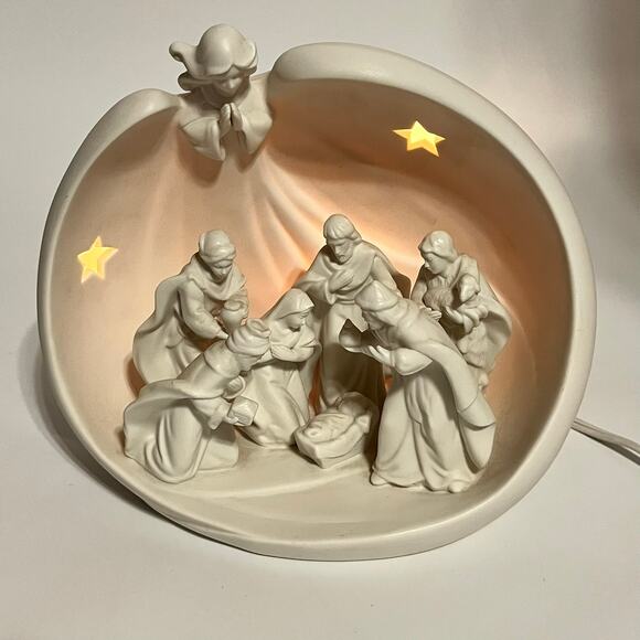 Lighted Ceramic Holiday Nativity Scene Angel Dome Star Plug-In Christmas Lamp - Picture 1 of 16